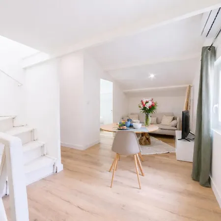 Le Belvedere Nimois Veranda Et Vue Sur Les Toits Clim Centre-ville Apartmán Nîmes