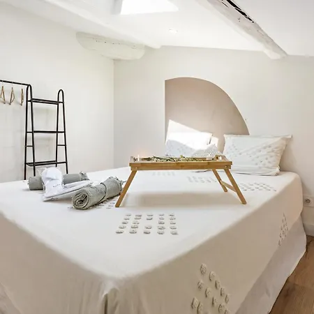 Apartmán Le Belvedere Nimois Veranda Et Vue Sur Les Toits Clim Centre-ville Nîmes